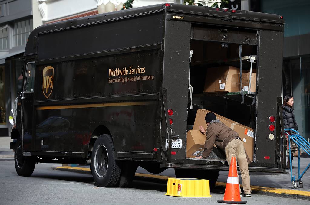 UPS to pay government 25 million over late packages
